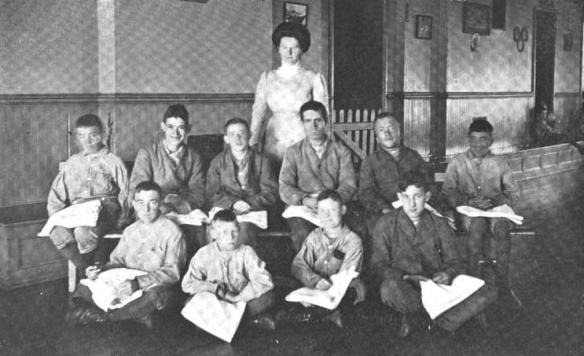 1909-24 Sewing Class